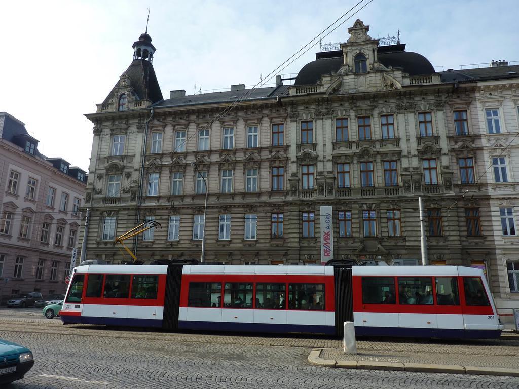 Apartment Al Centro Olomouc Bagian luar foto